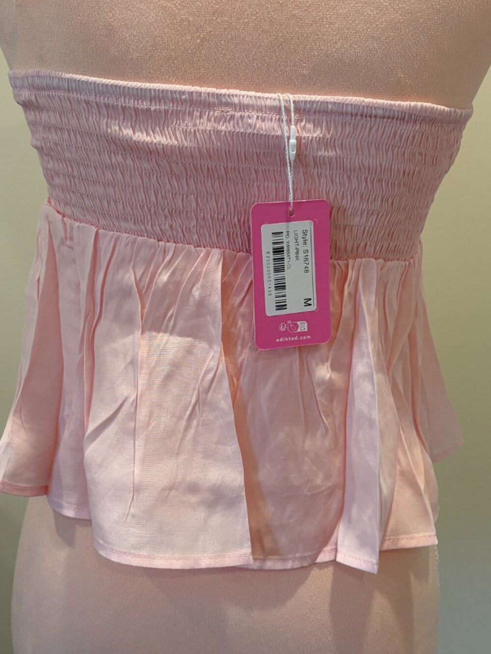Edikted Pink Strapless Top NWT Size M Ruched Tube Peplum - Picture 2 of 4